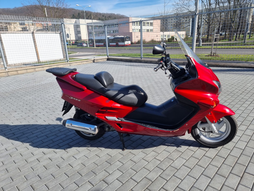 Honda Jazz 250