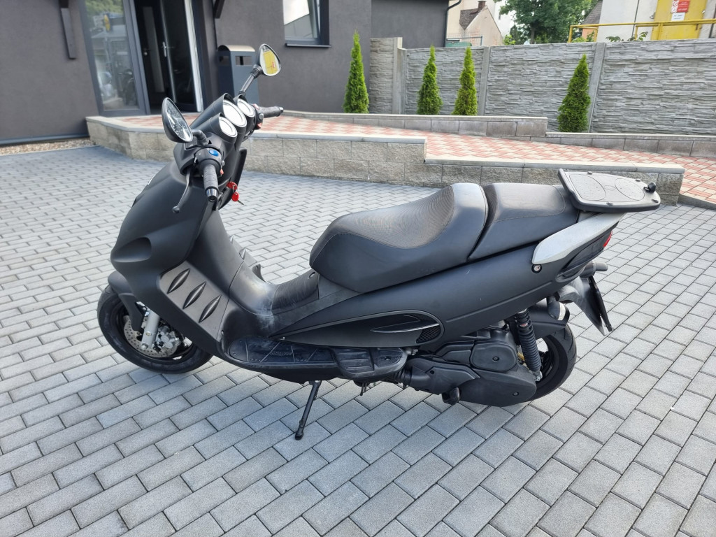 Malaguti Phantom 125