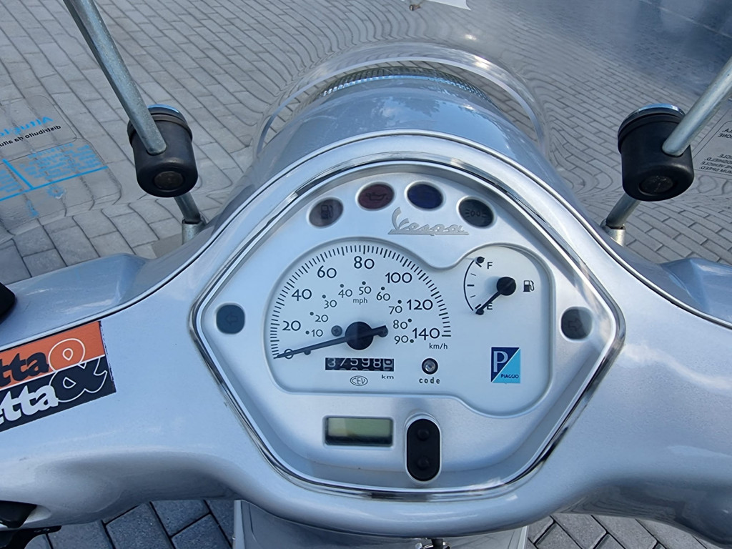 Piaggio Vespa 150