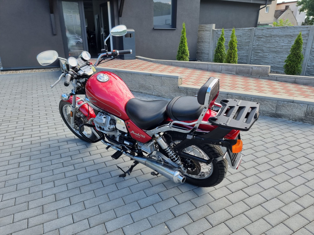 Moto Guzzi Nevada 750 Club