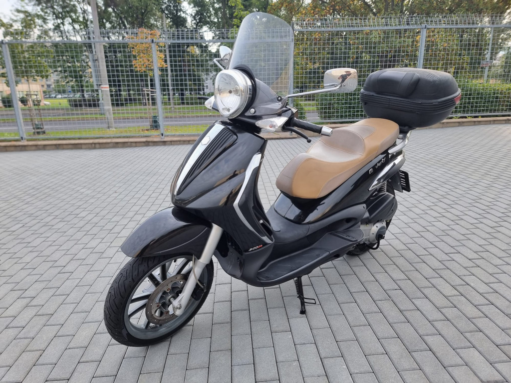 Piaggio Beverly 300i