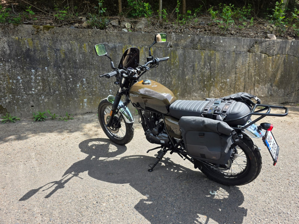 Brixton Cromwell 125