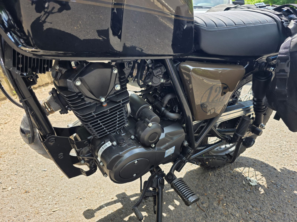 Brixton Cromwell 125
