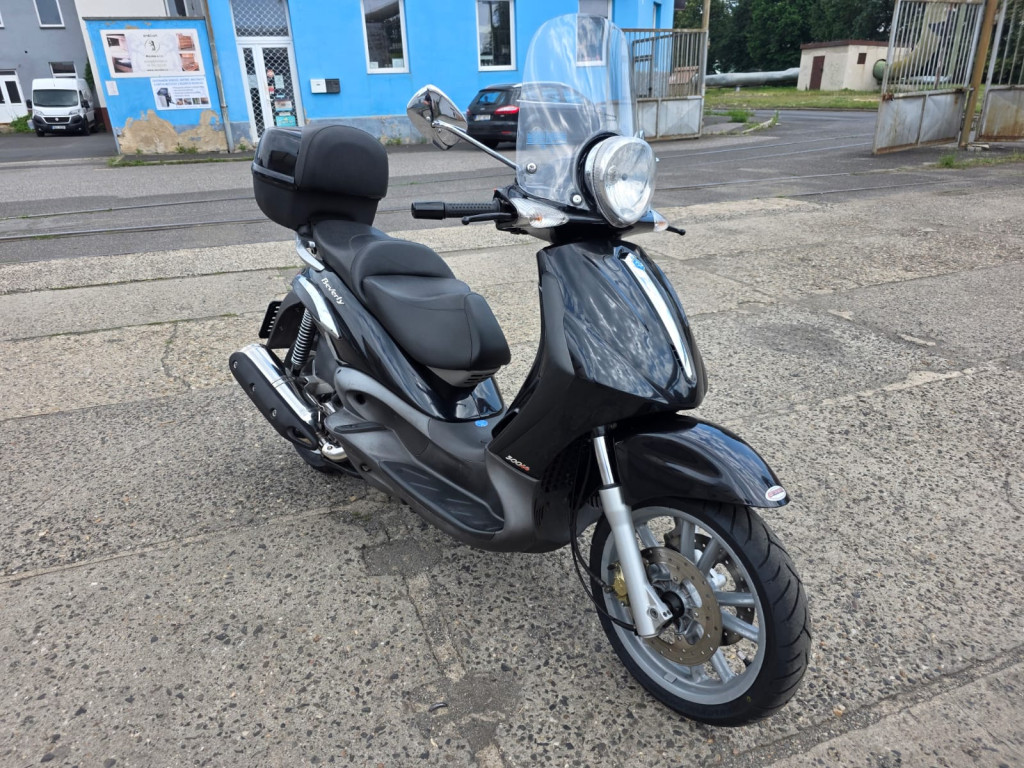 Piaggio Beverly 500