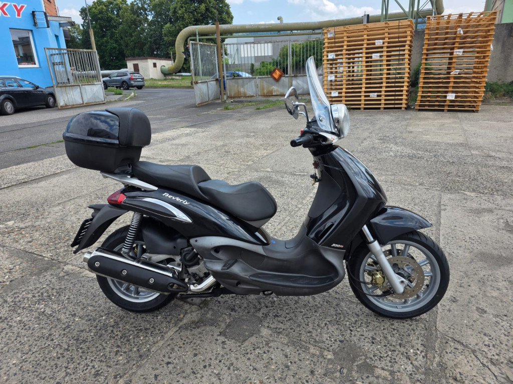Piaggio Beverly 500