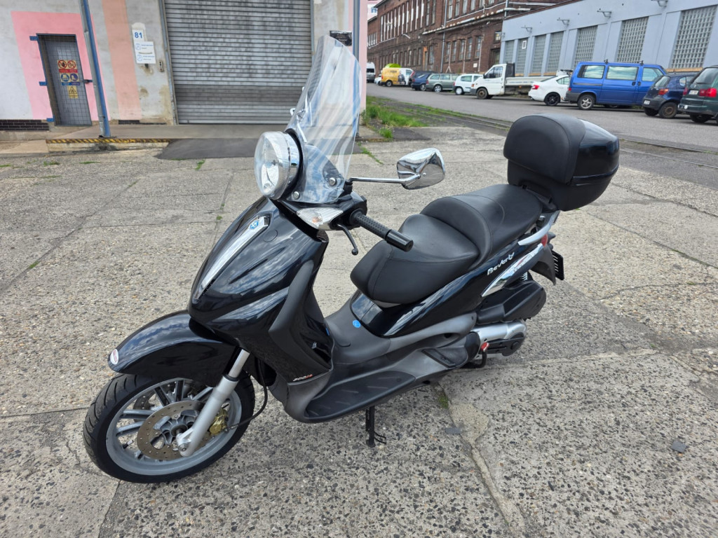 Piaggio Beverly 500